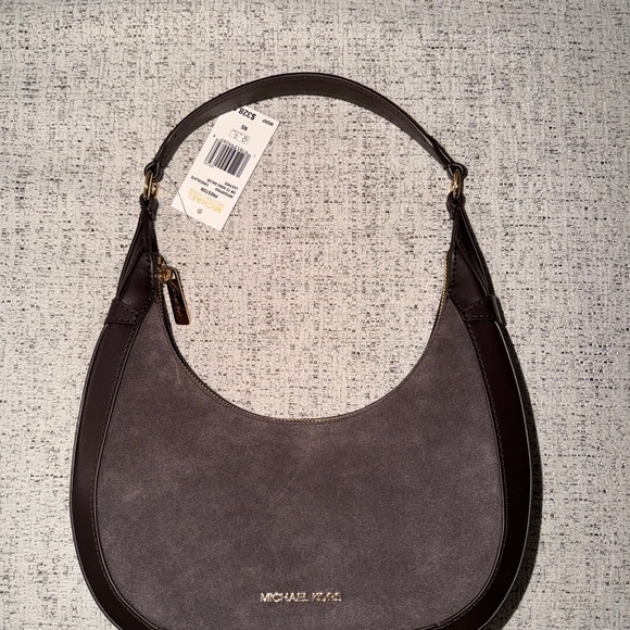 BRAND NEW Michael Kors Preston Small Suede Crescent Shoulder Bag - Picture 3 of 8